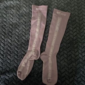 New Figs Baby Pink "I am a nurse" Compression Socks Size S/M